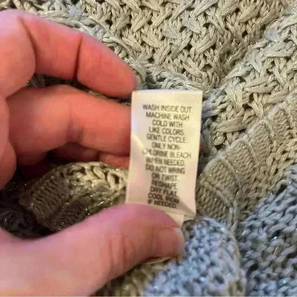 Apt. 9 gray and sparkly silver long scoop neck sweater size small - Picture 10 of 13